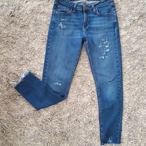 Women's distressed jeans